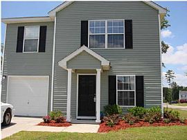 Lovely 3 Br, 2.5 Ba Home in Liberty Hall Plantation in Goose Creek, SC (Photo 2 of 12)
