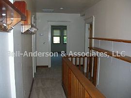 Rent Special: Large Upstairs Apartment in South Bu in Burien, WA (Photo 2 of 5)