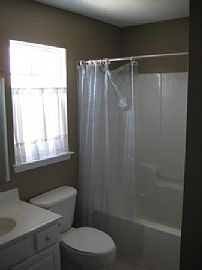 Great 3 Bedroom Tega Cay Home - Near Lake Wylie - $1300 in Tega Cay, SC (Photo 10 of 10)