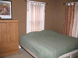 Charming 3 Bedroom Home near Clearview Schools in Lorain, OH (Photo 1 of 8)