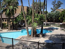 Stop! Look! Lease Today!! Receive 1 Month Free in Tucson, AZ