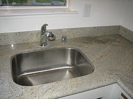 Large 2 Bedroom Apartment with New Custom Kitchen  in Fremont, CA (Photo 2 of 4)