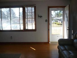 Room For Rent in 3 Bedroom Ranch Style Home with Outside Shed in Chesapeake, VA (Photo 3 of 4)