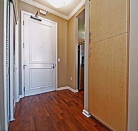 Luxurious 2 Bedroom Condo with Walnut Hardwood Floors in San Francisco, CA (Photo 12 of 12)
