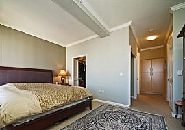 Luxurious 2 Bedroom Condo with Walnut Hardwood Floors in San Francisco, CA (Photo 9 of 12)