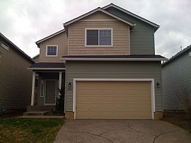 Beautiful, Newer 3 Bedroom Home with Nice 2 Car Garage in Sandy, OR