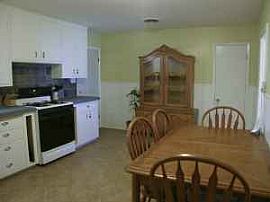 Awesome 3 Bedroom Home - 15 Minutes From Downtown Dallas in Lancaster, TX (Photo 3 of 4)