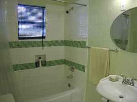 Awesome 3 Bedroom Home - 15 Minutes From Downtown Dallas in Lancaster, TX (Photo 4 of 4)