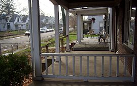 Charming 1 BR, 1 BA Home in Brick Duplex - 3 Blocks From Park in Indianapolis, IN (Photo 5 of 6)