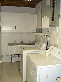 Gorgeous 4 Bedroom Waterfront Home with Wet Bar! in White Lake, MI (Photo 4 of 12)