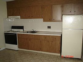 Affordable Studio - 1 BR and 2 BR Apartments! Available Now! in West Roxbury, MA (Photo 3 of 8)