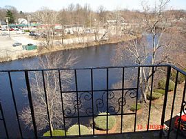 Affordable Studio - 1 BR and 2 BR Apartments! Available Now! in West Roxbury, MA (Photo 6 of 8)