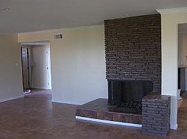 Quiet 4 Bedroom Home with Stunning Views Close to The City in Encino, CA (Photo 1 of 12)