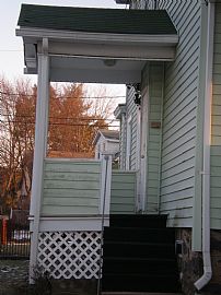 2nd Floor, 2 Br, 1 Ba Apartment Hom  - Near Metro Station in Baltimore, MD