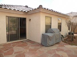 Sharp 3 Bedroom Home in Club West in Phoenix, AZ (Photo 5 of 7)