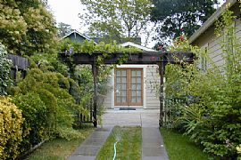 Charming 2 Bedroom Bungalow Home - Beautifully Restored in Petaluma, CA (Photo 2 of 4)