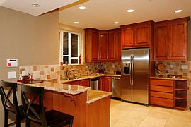 Huge Luxury4 BR, 3.5 BA Condo Just Minutes to The Beach! in Pacific Palisades, CA (Photo 3 of 5)