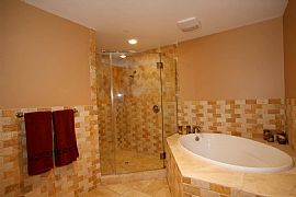 Huge Luxury4 BR, 3.5 BA Condo Just Minutes to The Beach! in Pacific Palisades, CA (Photo 5 of 5)