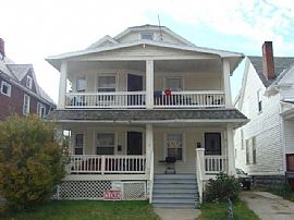 3 Bedroom Apartment - Upper Unit - Section 8 OK! Great Owner!  in Cleveland, OH
