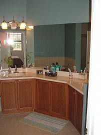 Beautiful 2 Bedroom Miramar Decor Townhome in Miramar, FL (Photo 7 of 9)