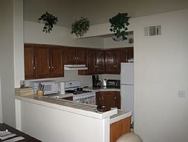 Adorable 3 BR, 2 BA Condo in Green Valley - Quiet Upstairs Unit in Henderson, NV (Photo 3 of 7)