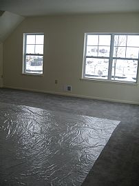 Ocean Front 3 Bedroom Apartment in Duplex with New Carpets in Far Rockaway, NY (Photo 6 of 12)