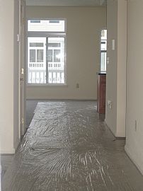 Beautiful 3 Bedroom Duplex Townhouse with Ocean View in Arverne, NY (Photo 3 of 12)