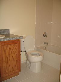 Beautiful 3 Bedroom Duplex Townhouse with Ocean View in Arverne, NY (Photo 5 of 12)