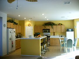 Spacious 4 Bedroom Home in Great Neighborhood in Las Vegas, NV (Photo 4 of 6)