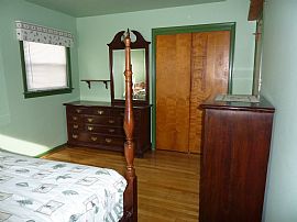 Clean 3 Bedroom Brick Home in Glendale Neighborhood in Newport News, VA (Photo 4 of 12)