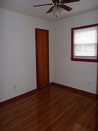 Clean 3 Bedroom Brick Home in Glendale Neighborhood in Newport News, VA (Photo 6 of 12)