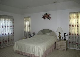 Beautiful 4 Bedroom Home in Quiet and Good Gated Community! in El Monte, CA (Photo 11 of 12)