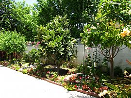 Beautiful 4 Bedroom Home in Quiet and Good Gated Community! in El Monte, CA (Photo 5 of 12)