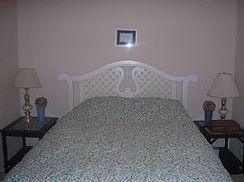 Delightful 3 Bedroom Home Near Halifax River in Holly Hill, FL (Photo 6 of 12)