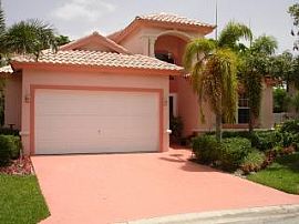Luxury Furnished 3 Bedroom Home in Gorgeous Plantation in Plantation, FL