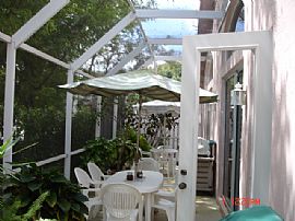 Luxury Furnished 3 Bedroom Home in Gorgeous Plantation in Plantation, FL (Photo 3 of 11)