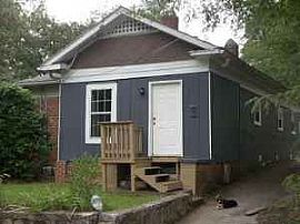 Cozy 2 Bedroom Bungalow Home - Blocks From East Atlanta Village in Atlanta, GA