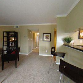 Impeccable 1 Bedroom Apartment - Live The Good Life! in Charlotte, NC (Photo 5 of 5)