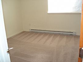 Very Spacious 2 Bedroom Apartment - Freshly Painted in Framingham, MA (Photo 7 of 7)