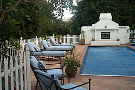 Private 4 Bedroom Hollywood Estate Home in Holywood Hills in Los Angeles, CA (Photo 1 of 3)