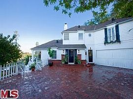 Private 4 Bedroom Hollywood Estate Home in Holywood Hills in Los Angeles, CA (Photo 3 of 3)