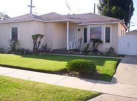 Must See 4 Bedroom Family Home with New Carpet in Los Angeles, CA