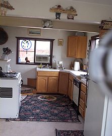 Quaint 2 Bedroom Home on Acre - Pets? Converted Barn in Galena, NV (Photo 3 of 7)