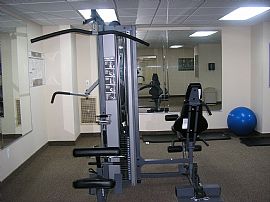 Luxurious 1 Bedroom Condo Near Wayne State and DMC in Detroit, MI (Photo 10 of 12)