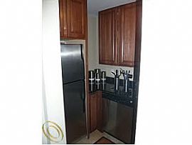 Luxurious 1 Bedroom Condo Near Wayne State and DMC in Detroit, MI (Photo 5 of 12)