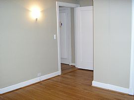 Luxurious 1 Bedroom Condo Near Wayne State and DMC in Detroit, MI (Photo 8 of 12)