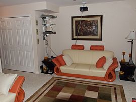 Large 3 Level, 3 Bedroom Townhouse with Custom Patio in Bowie, MD (Photo 10 of 12)