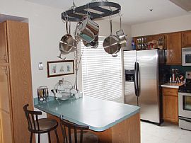 Large 3 Level, 3 Bedroom Townhouse with Custom Patio in Bowie, MD (Photo 5 of 12)