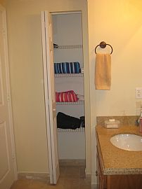 Super Sharp 1 Bedroom Condo with Great View  in Miami, FL (Photo 4 of 10)