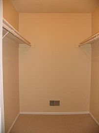 Fully Furnished 2 Bedroom Condo Near NYC Bus Stop in North Brunswick, NJ (Photo 11 of 12)